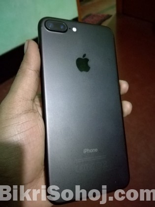 iPhone 7+ black